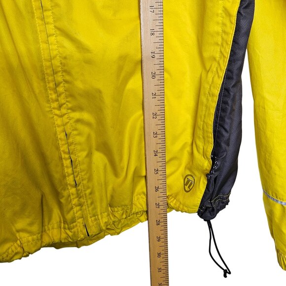 Novara Yellow Cycling Jacket XL Reflective Strips Zip Pouch Removable Sleeves - Picture 7 of 11